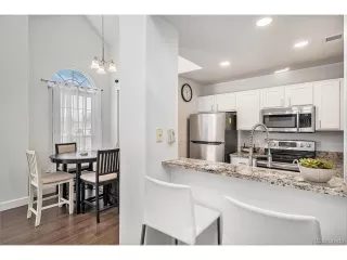 Photo #3: 5166443 Listing