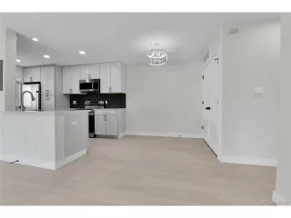 Photo #2: 5176577 Listing