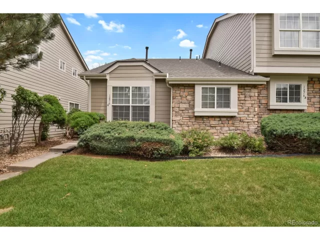 MLS: 5177902 Condo For Sale