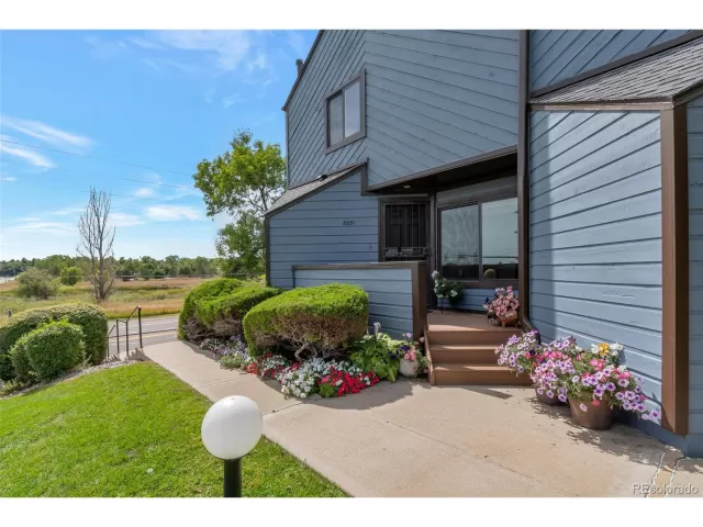 MLS: 5181774 Condo For Sale