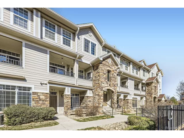 MLS: 5182392 Condo For Sale