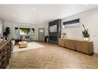 Photo #2: 5183094 Listing