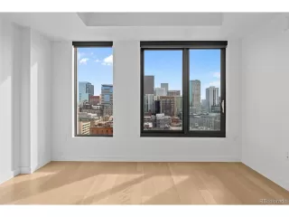 Photo #2: 5185545 Listing