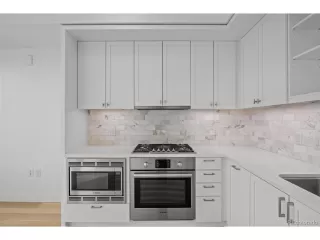 Photo #3: 5185545 Listing