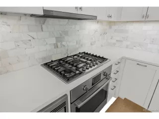 Photo #6: 5185545 Listing