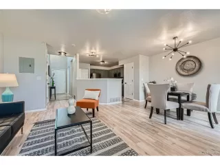 Photo #6: 5185574 Listing