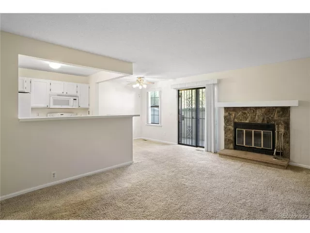 MLS: 5186196 Condo For Sale