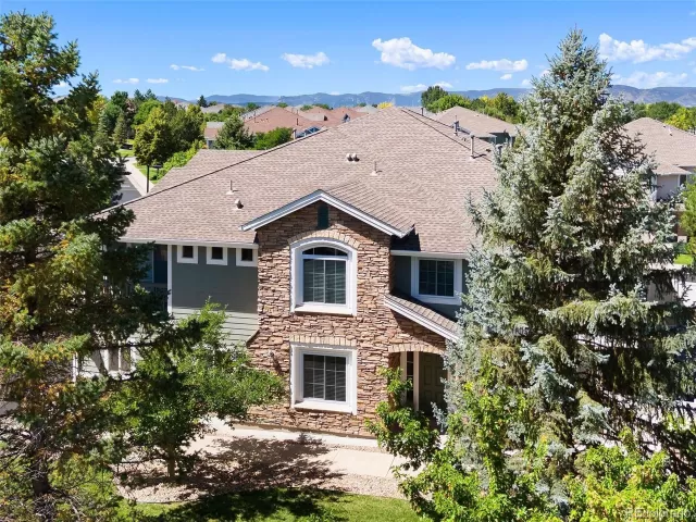 MLS: 5188371 Condo For Sale