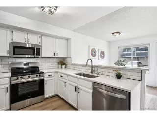 Photo #6: 5189035 Listing 