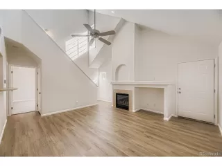 Photo #5: 5191887 Listing