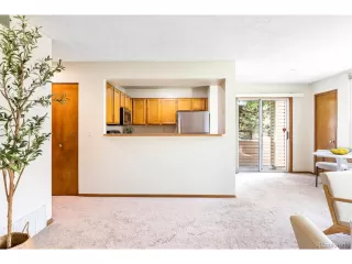 Photo #3: 5194215 Listing 