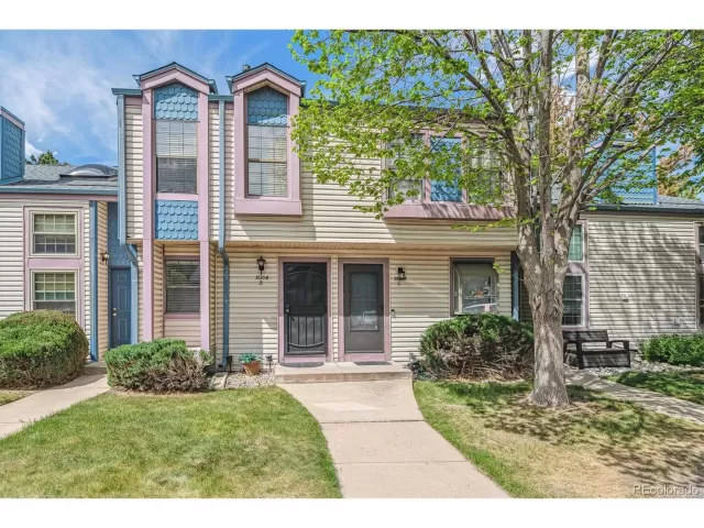 MLS: 5196940 Condo For Sale