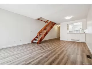 Photo #5: 5196940 Listing 