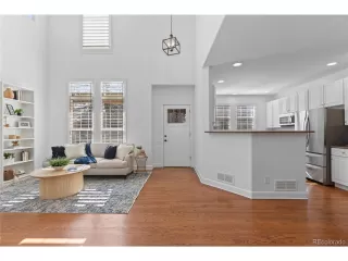 Photo #6: 5198364 Listing