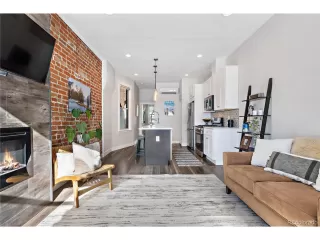 Photo #2: 5200965 Listing