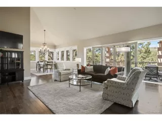 Photo #5: 5202212 Listing