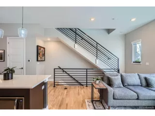 Photo #4: 5202656 Listing