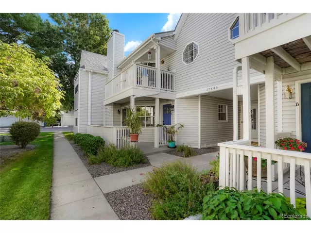 MLS: 5203440 Condo For Sale