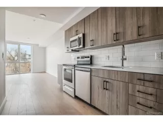 Photo #2: 5204527 Listing 