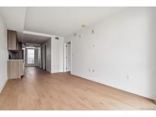 Photo #4: 5204527 Listing 