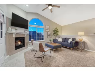 Photo #2: 5206934 Listing