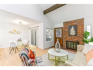 Photo #3: 5209820 Listing 