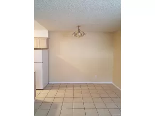 Photo #4: 5214069 Listing