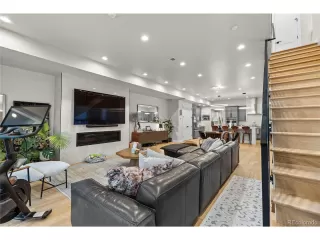 Photo #3: 5214386 Listing