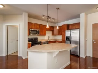 Photo #2: 5215504 Listing