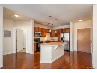 Photo #3: 5215504 Listing