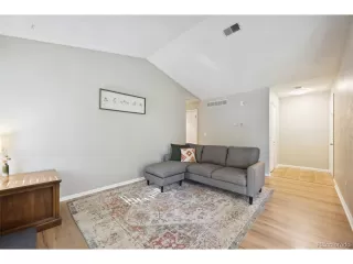 Photo #5: 5217948 Listing