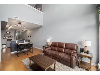 Photo #6: 5218999 Listing