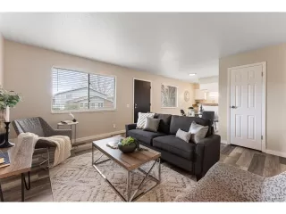 Photo #4: 5220214 Listing