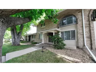 More Details about MLS # 5220513 : 3292 S ONIEDA WAY DENVER CO 80224