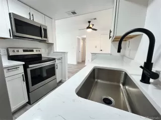 Photo #2: 5222916 Listing