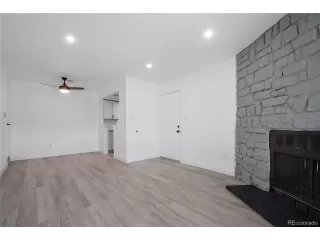 Photo #6: 5222916 Listing