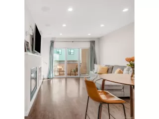 Photo #3: 5223641 Listing