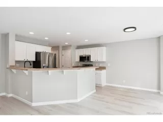 Photo #3: 5224405 Listing 