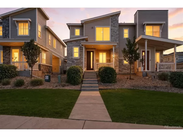 MLS: 5225014 Condo For Sale