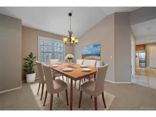 Photo #5: 5228320 Listing