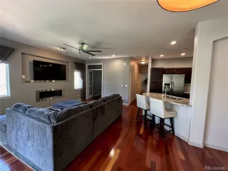 Photo #3: 5228802 Listing