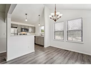 Photo #3: 5230325 Listing 