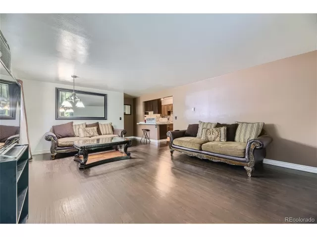 MLS: 5231349 Condo For Sale