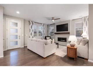 Photo #4: 5232447 Listing