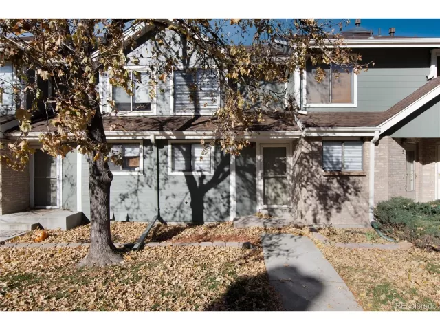 MLS: 5234569 Condo For Sale