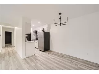 Photo #6: 5235849 Listing