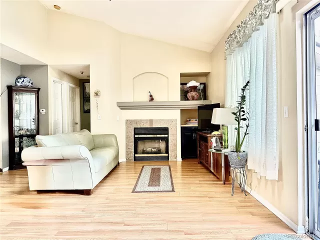 MLS: 5237476 Condo For Sale