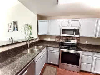 Photo #4: 5237476 Listing 
