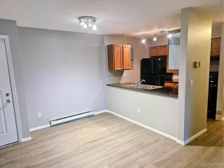 Photo #4: 5242035 Listing