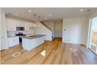 Photo #5: 5243067 Listing 